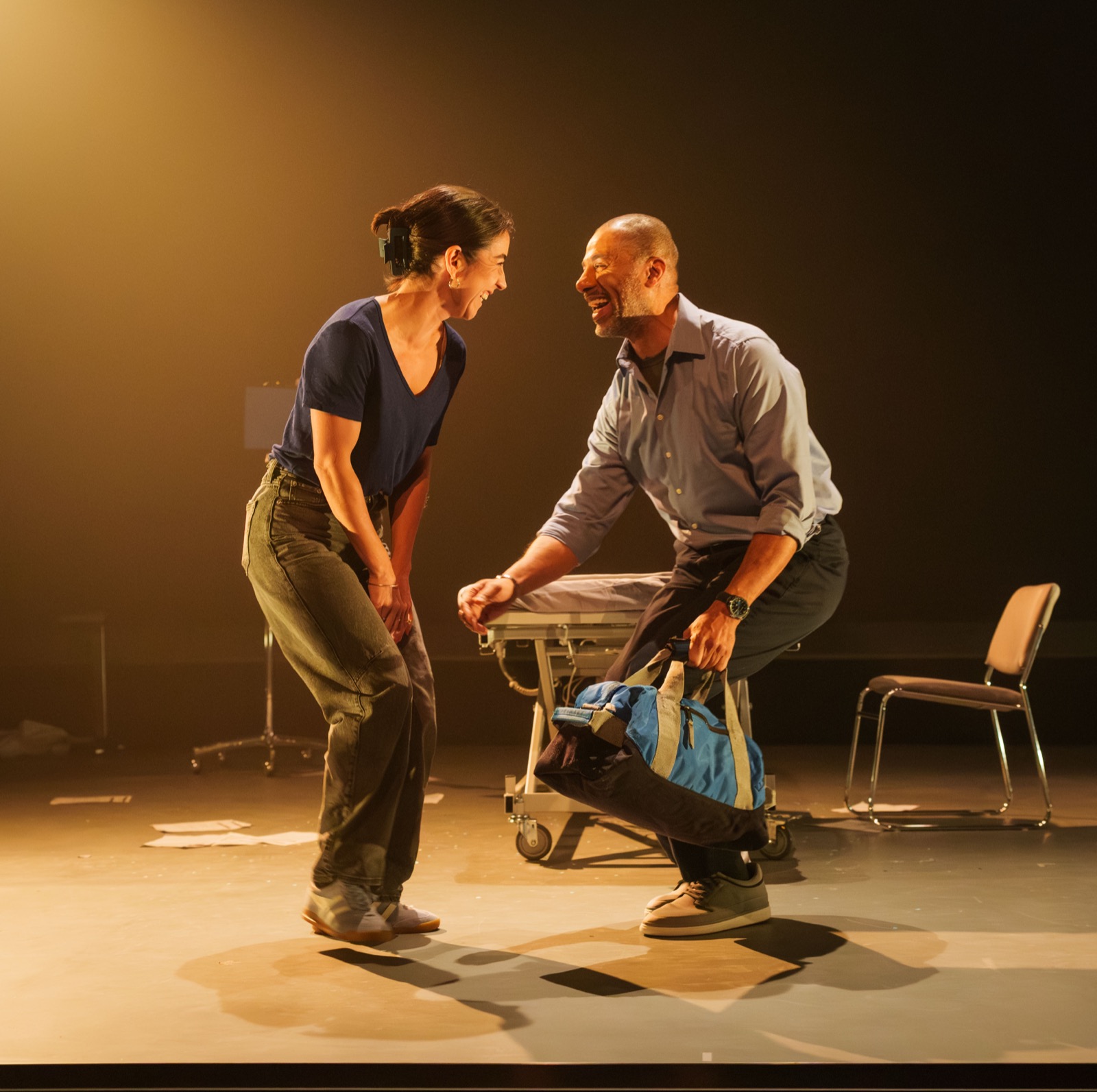 Club sandwich mayonnaise | Théâtre documentaire - Porte Parole | par Manuelle Légaré | Crédit photo : Maxime Côté