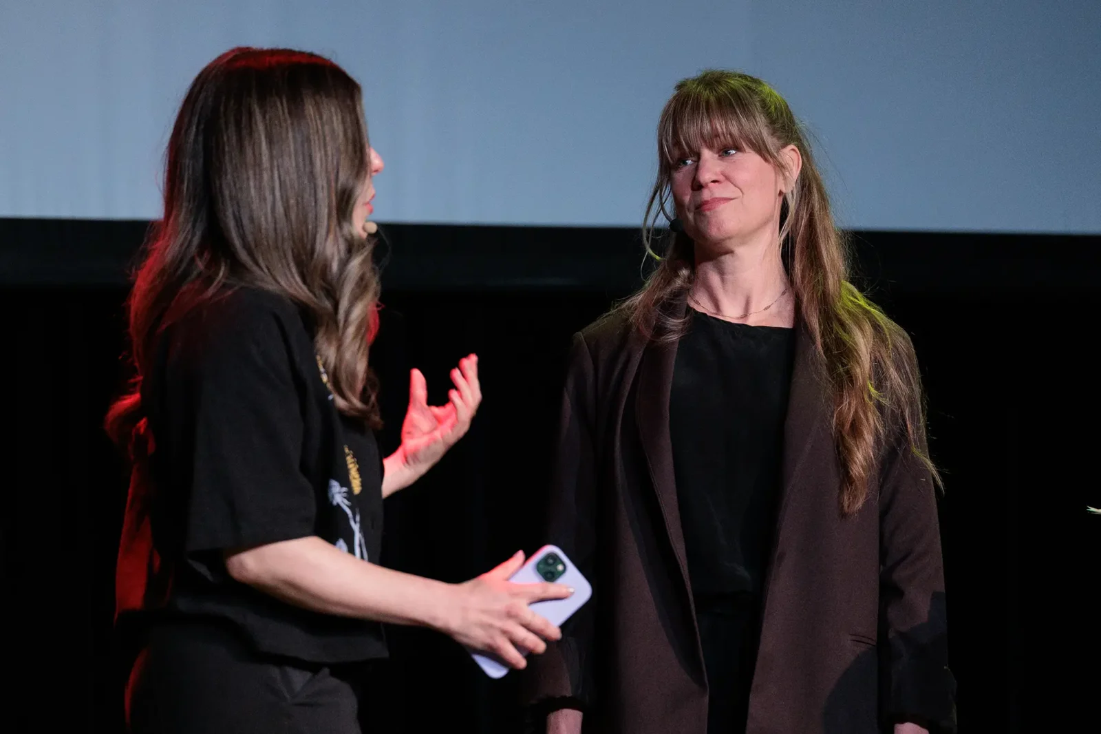 Josiane Cossette présentant son projet Le monstre en nous avec Brigitte Soucy | Les Pitchs Porte Parole 2026 | Photo Najim Chaoui