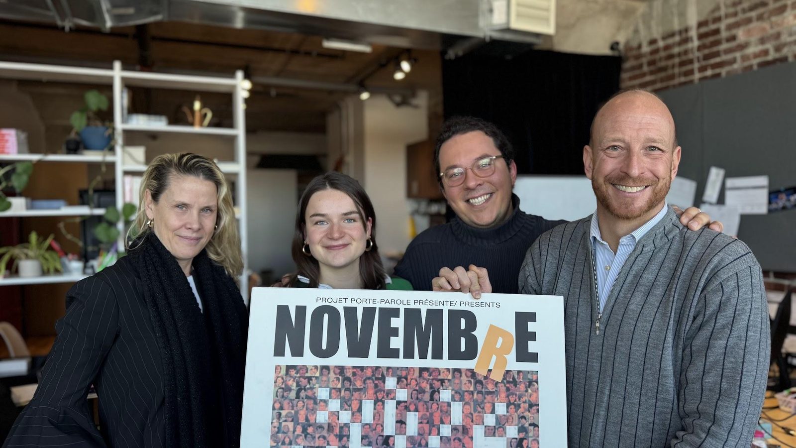 Annabel Soutar, Aude Seppey, Marc-Antoine Morin et Alex Ivanovici aux bureaux de Porte Parole (crédit photo Béatrice Flynn)